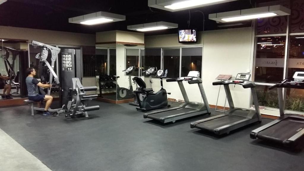 Thamrin Mall 1 Bedroom Direct To Mall & Free Wifi,rooftop Pool,gym,jacuzzi Jakarta